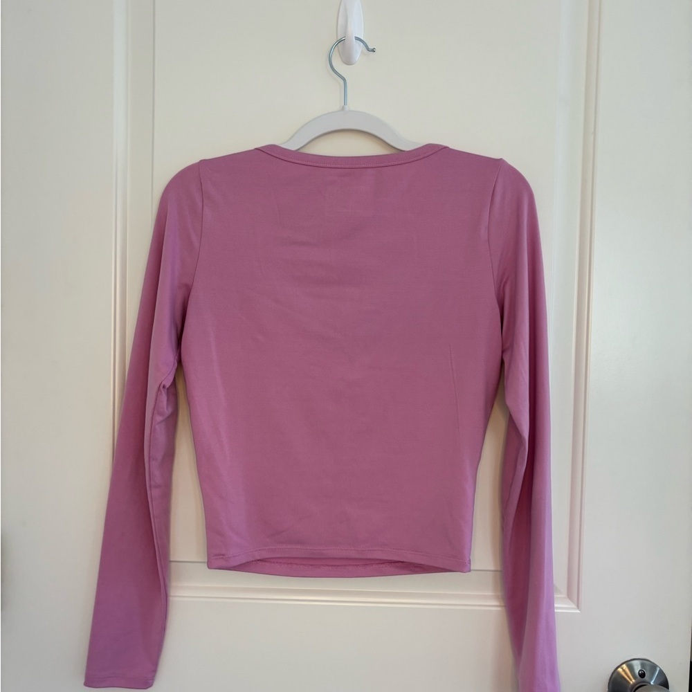 Hollister Women's Pink Long Sleeve Top - Picture 5 of 5